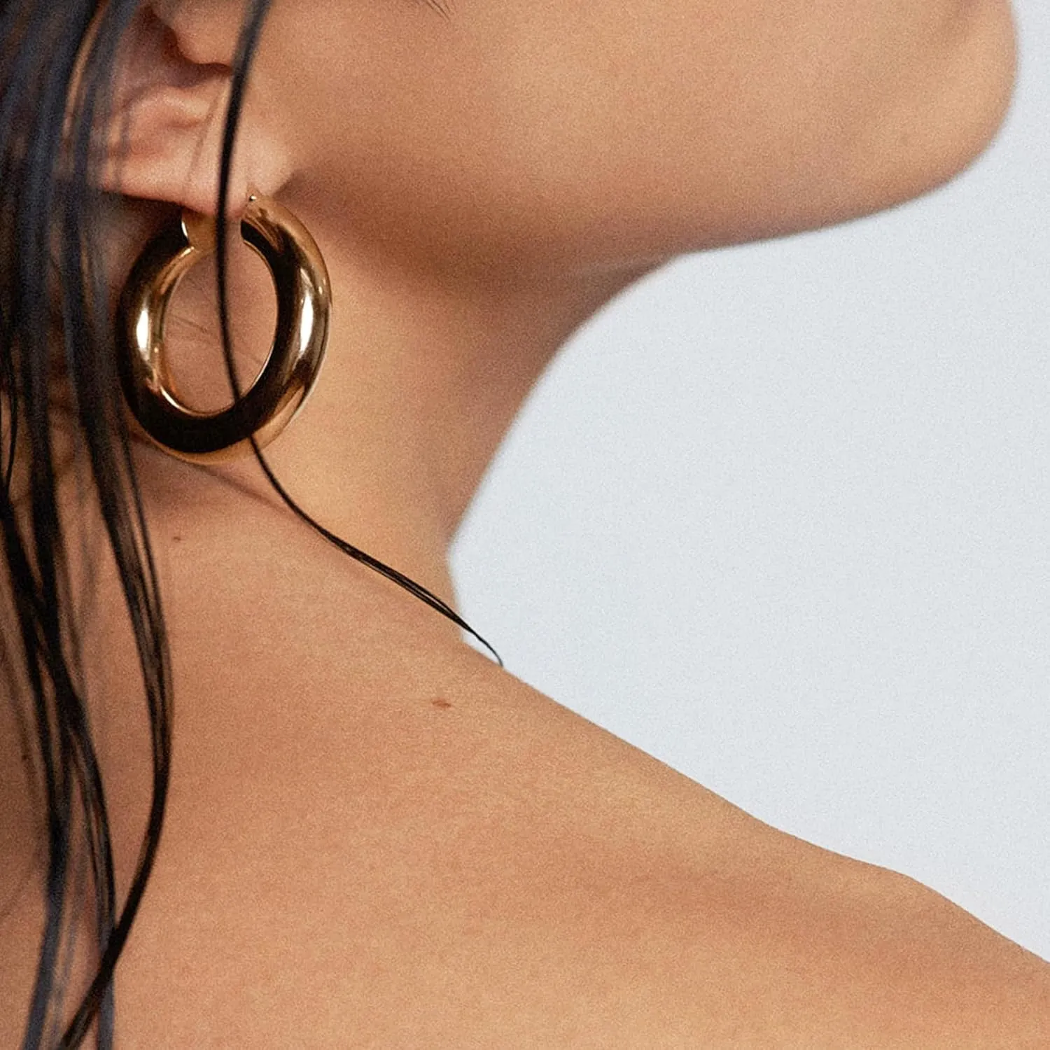 8mm Chunky Gold Hoop Earrings Hypoallergenic 925 Sterling Silver Hollow Tube Hoop Earring Lightweight 14K Real Gold Plated Thick Gold Hoops Earring for Women 30/40/50mm