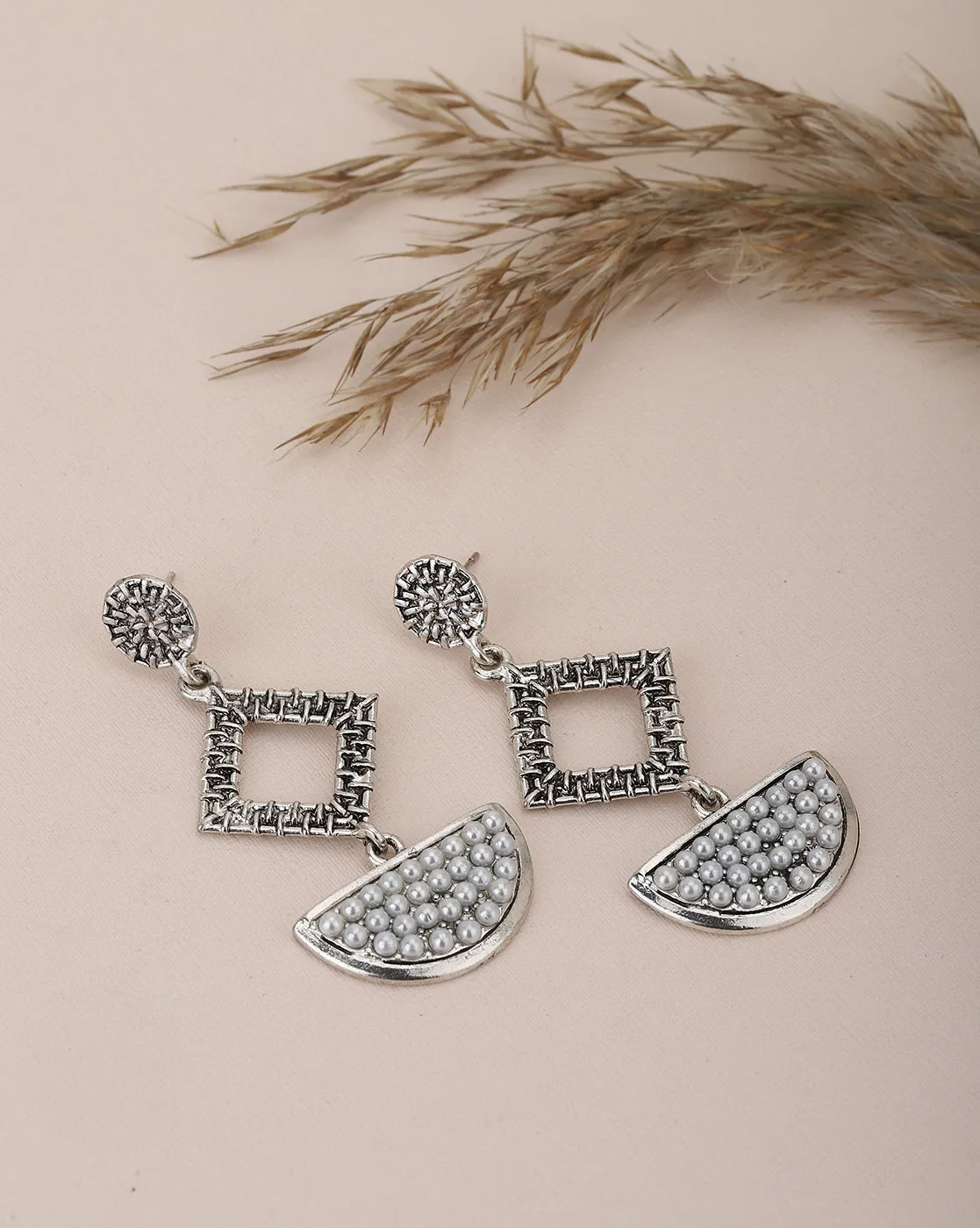 925 Sterling Silver Rhodium Plated Contemporary Stud Earring