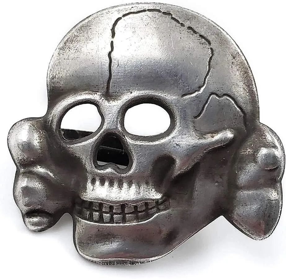 Antique Skulls and Crossbones Clothing Accessories, Skull Cap Badges, Skull Head Brooches, Novelty Brooch Pins for Collars, Clothing Medals for Role Playing Party