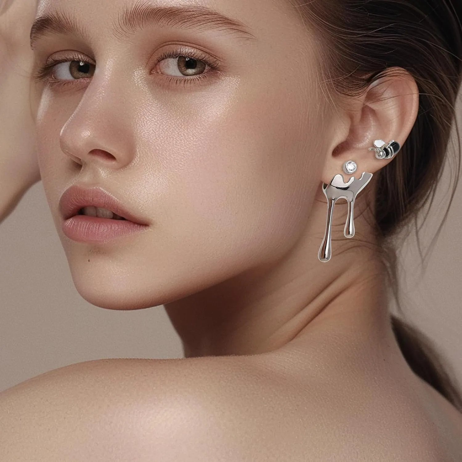 Bee Stud Earrings for Women, Cute Y2k Handmade Rhinestone CZ Asymmetrical Drip Honey Hypoallergenic Earing Jewelry Gift