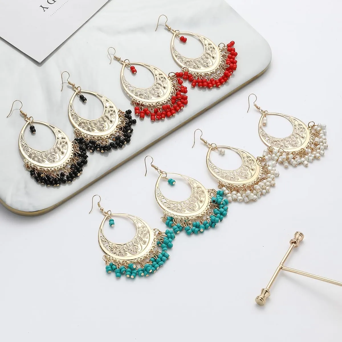 Bohemian Drop Dangle Earrings for Women Vintage Cut-Out Dangling Chandelier Earrings Bohemian Style Beaded Tassel Earrings Hypoallergenic Vintage Jewelry