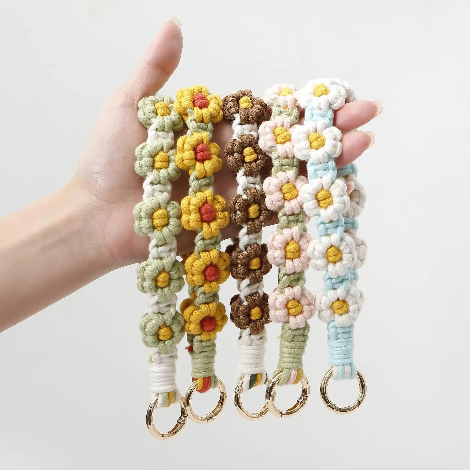 Boho Keychain Handmade Keychain Wristlet Key Chain Wrist Lanyard for Keys Cute daisy keychain for Women