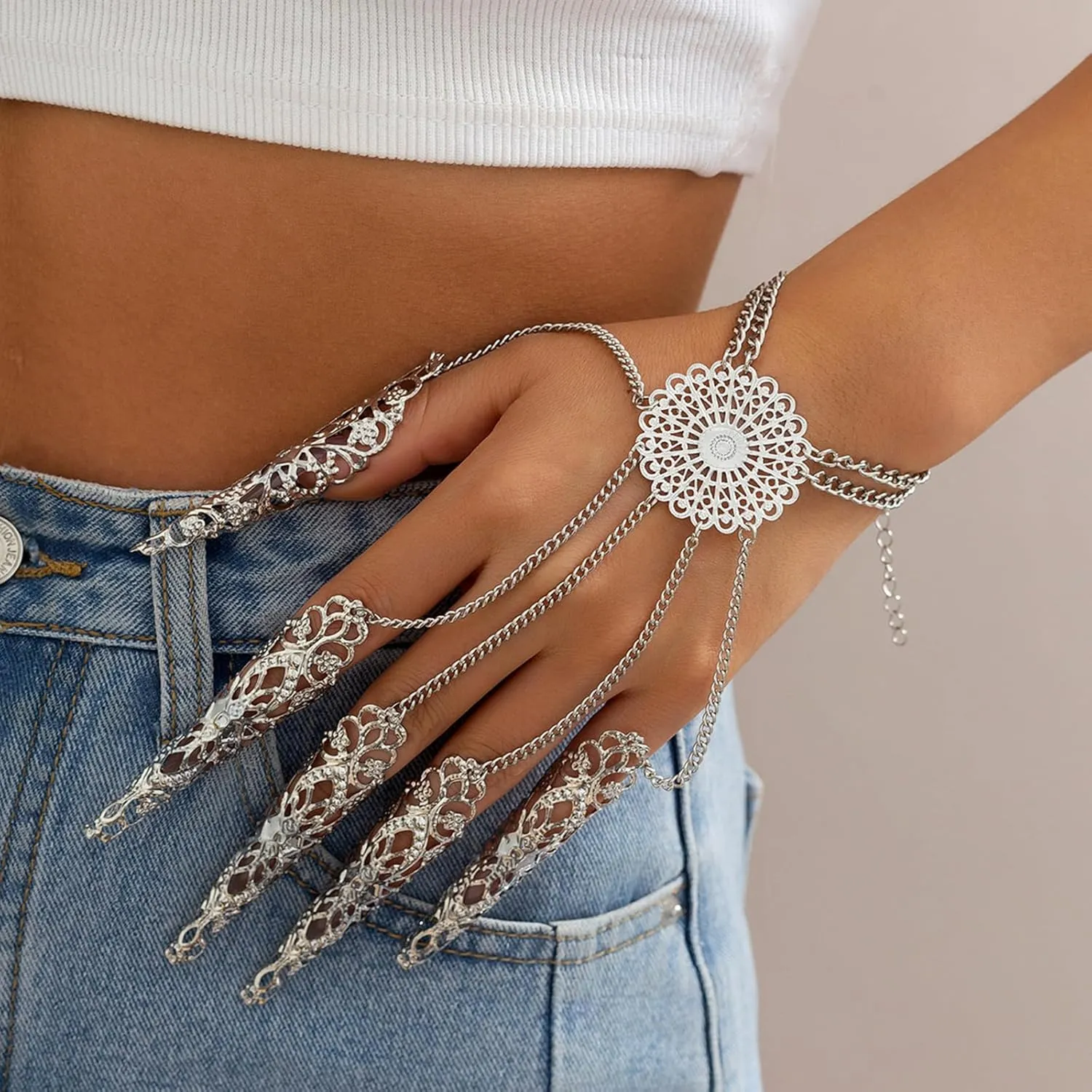 Bracelet with Finger Nails Gold Finger Nail Tip Claw Rings Metal Finger Claws for Women Halloween Cosplay Indian Belly Dance Decoration Accessory
