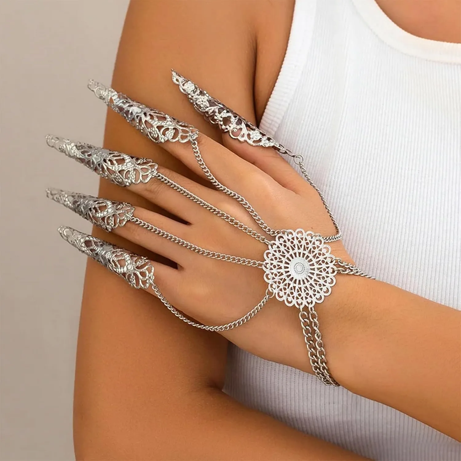 Bracelet with Finger Nails Gold Finger Nail Tip Claw Rings Metal Finger Claws for Women Halloween Cosplay Indian Belly Dance Decoration Accessory
