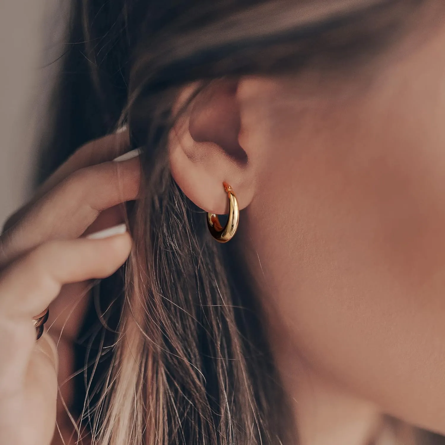 Chunky Gold Hoop Earrings for Women 14k Gold Plated Stainless Steel Thick Hoop Earrings Dainty Cute Hypoallergenic Earrings Minimalist Jewelry