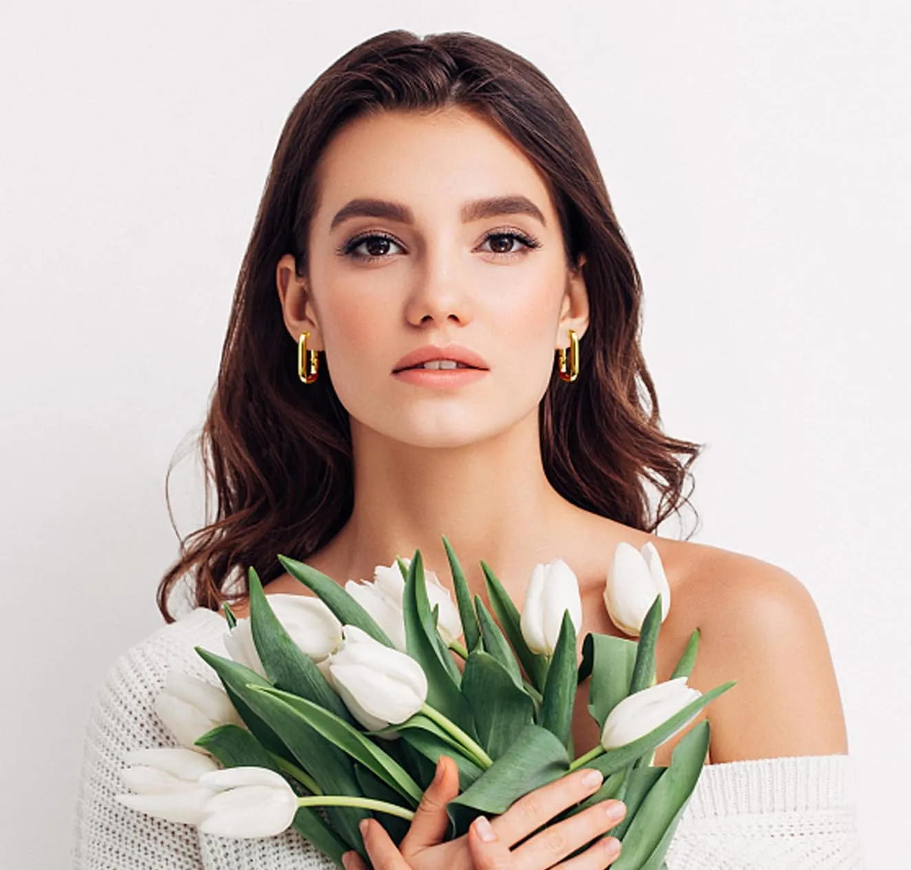 Chunky Gold Hoop Earrings for Women Cute Lightweight Gold Earrings with 14K Gold Plated Trendy Earrings for Women