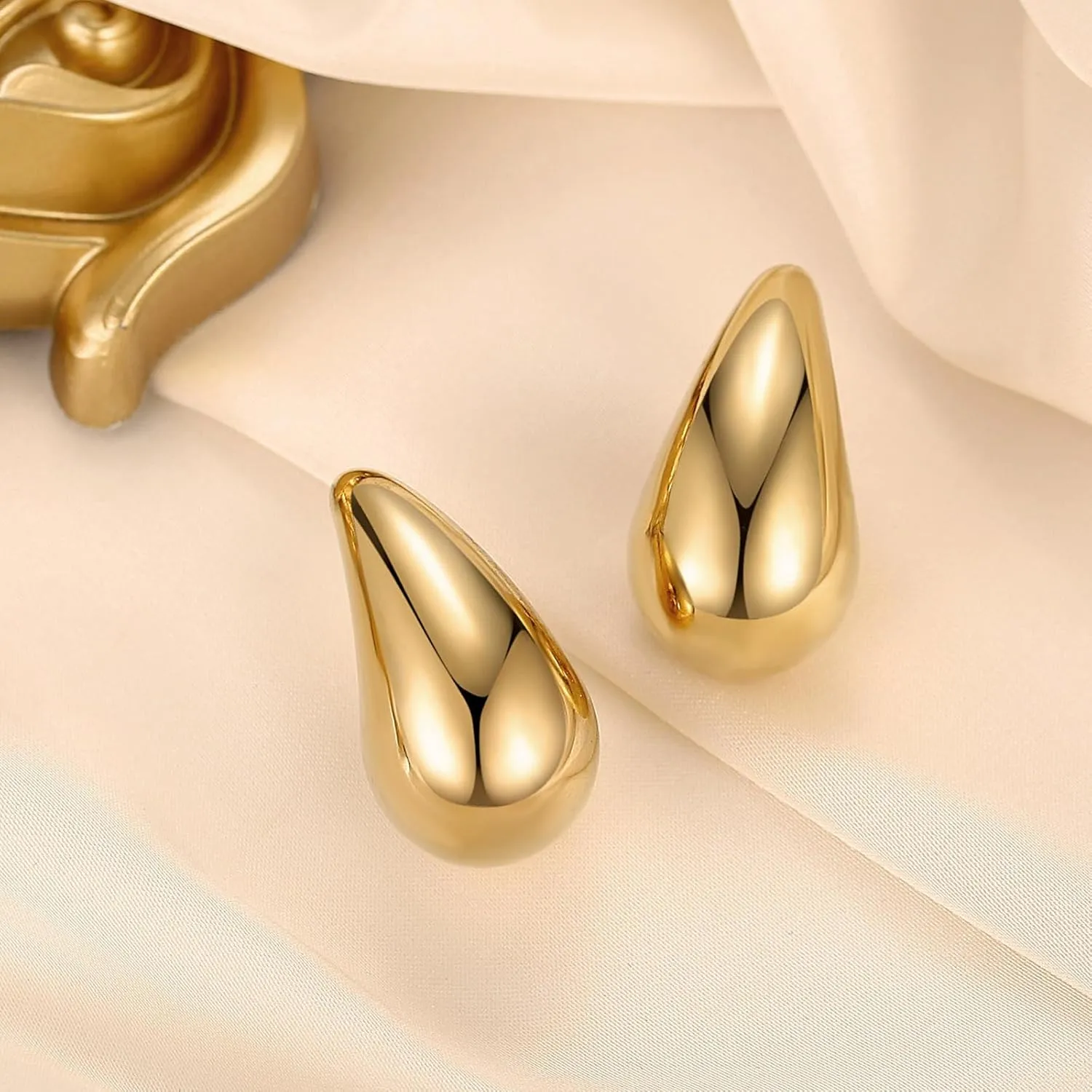 Chunky Gold Hoop Earrings for Women Dupes Earrings Teardrop Earrings Waterdrop Hollow Open Hoops Gold Plated Earrings Fashion Jewelry