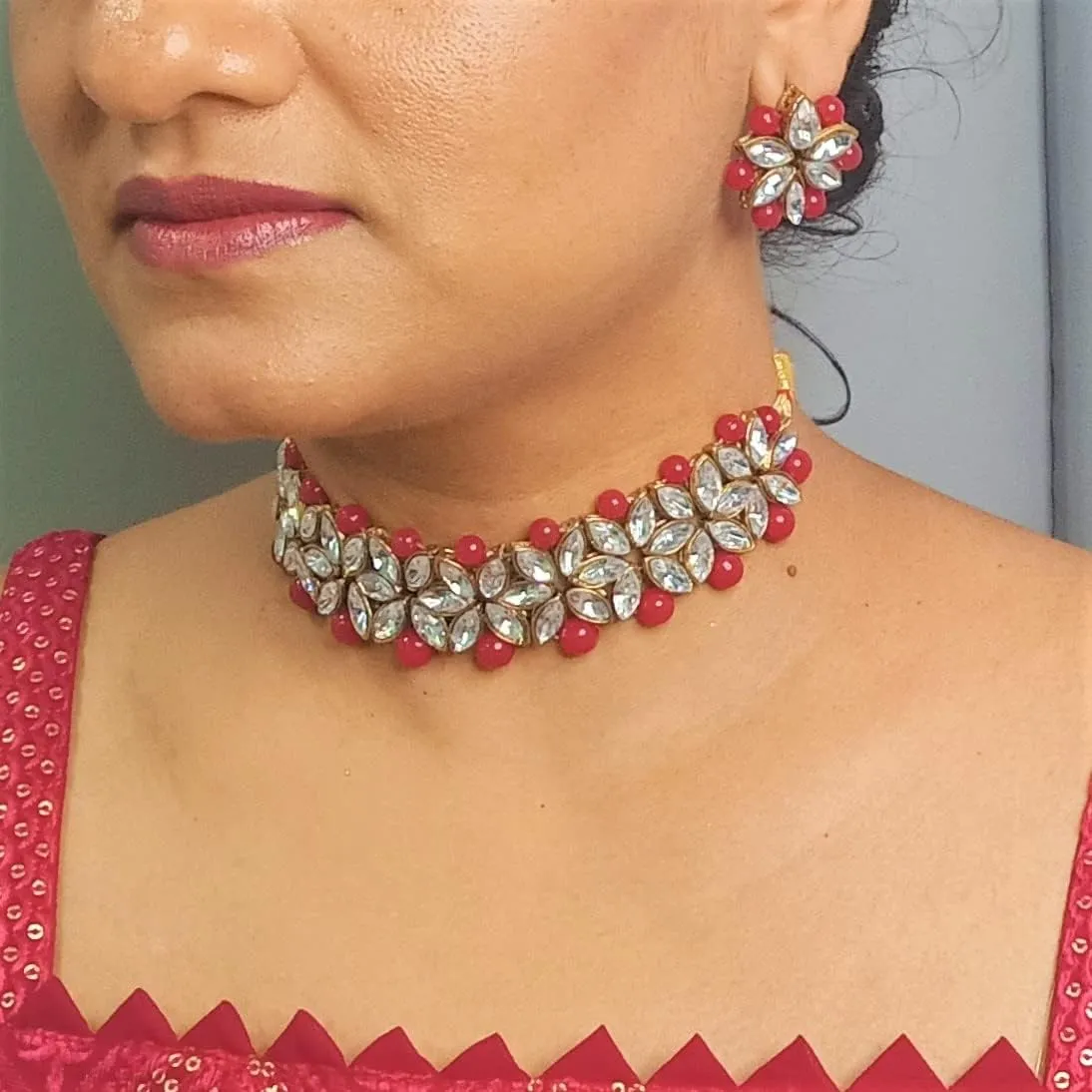 Efulgenz Faux Pearl Choker Indian Jewelry Sets for Women Crystal Kundan Pearl Necklace Set Beaded Faux Pearl Necklace Earrings Bollywood Fashion Jewelry Wedding Bridal Jewelry Set
