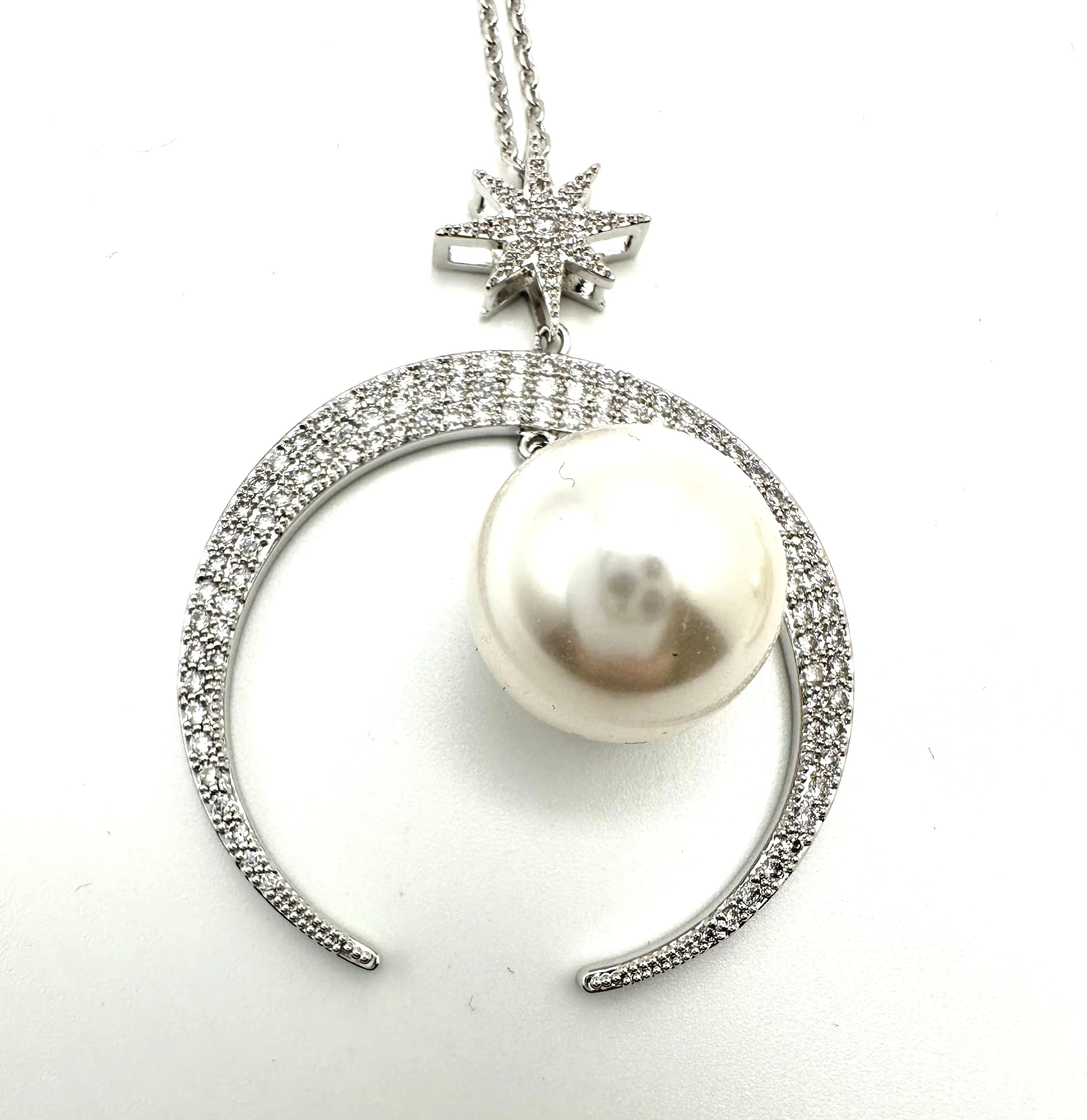 Encircled Pearl Necklace