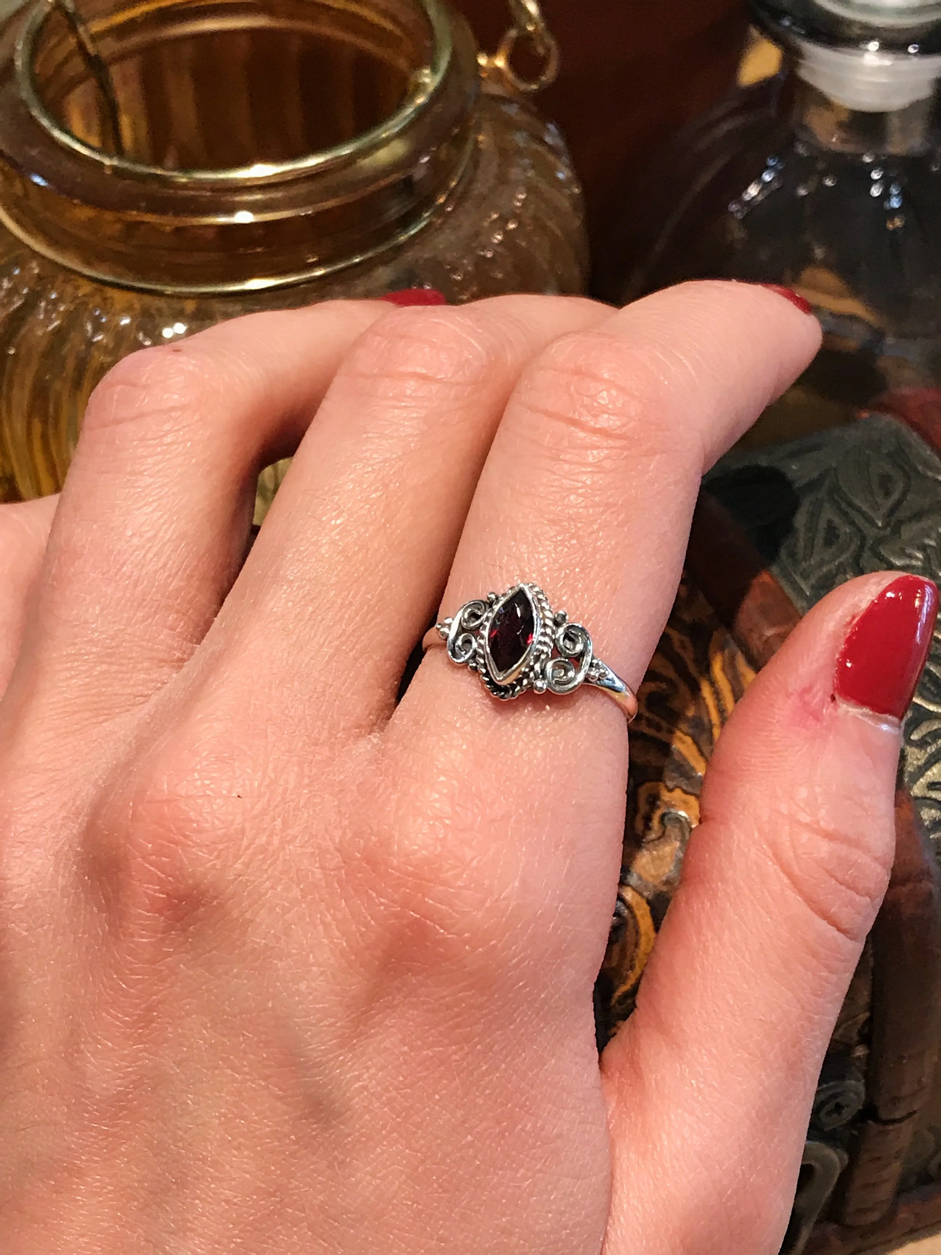 Garnet Alta Ring - Marquise (US 9.5)