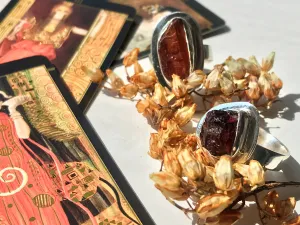 Garnet Ari Raw Ring (US 7 & 10)