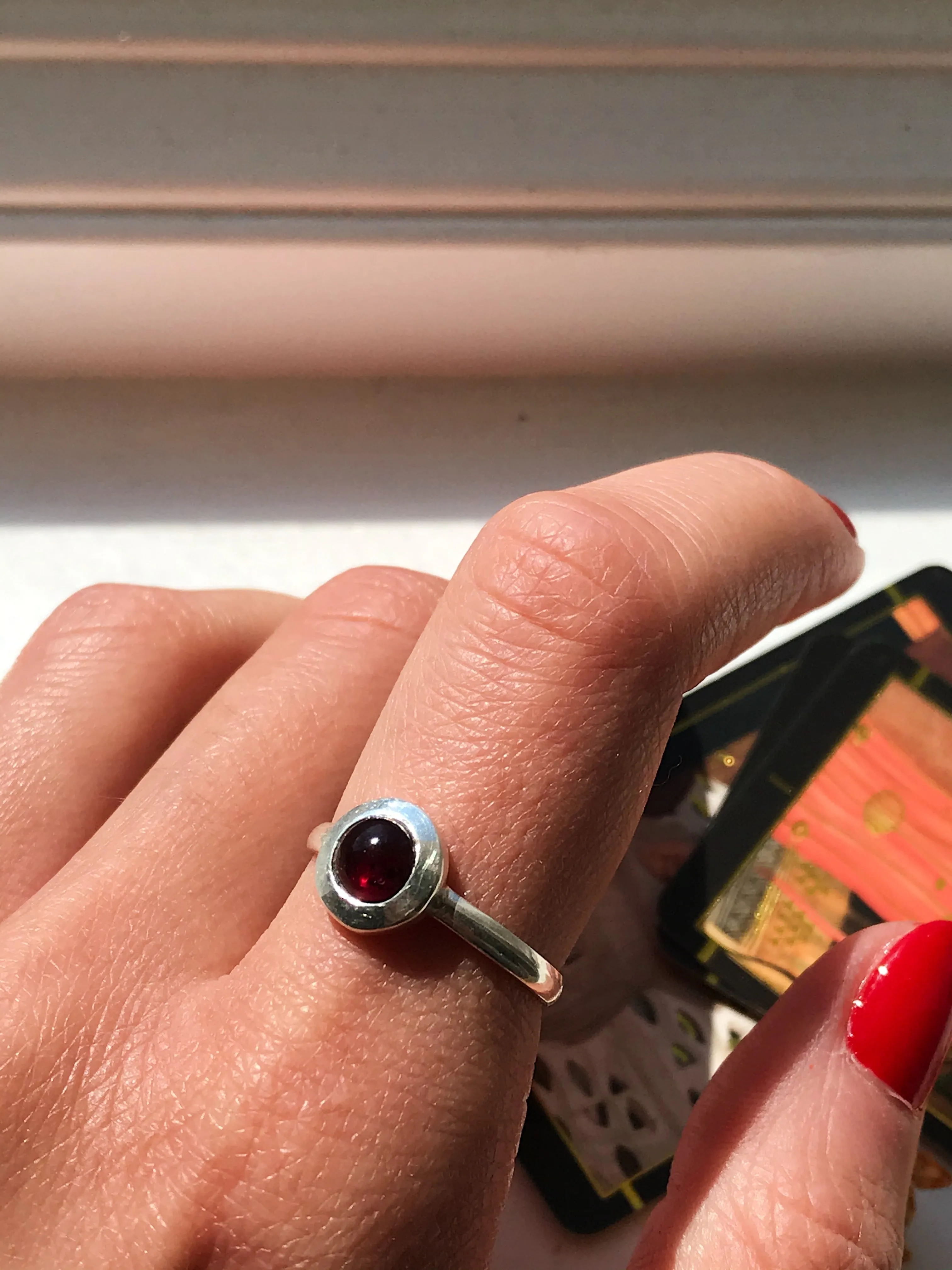 Garnet Calix Ring (US 10)