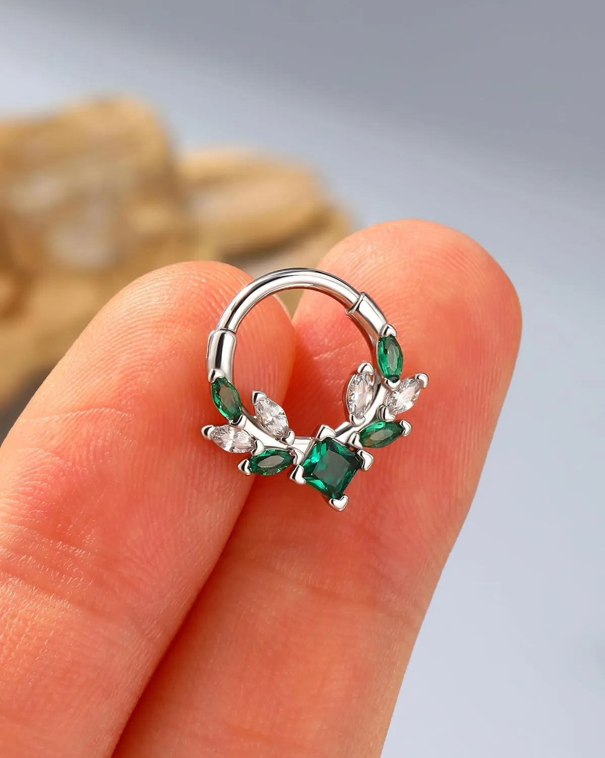 Jewseen Red Septum Ring Green Septum Piercing Jewelry Red Cartilage Earring CZ Daith Helix Conch Piercing for Women Men