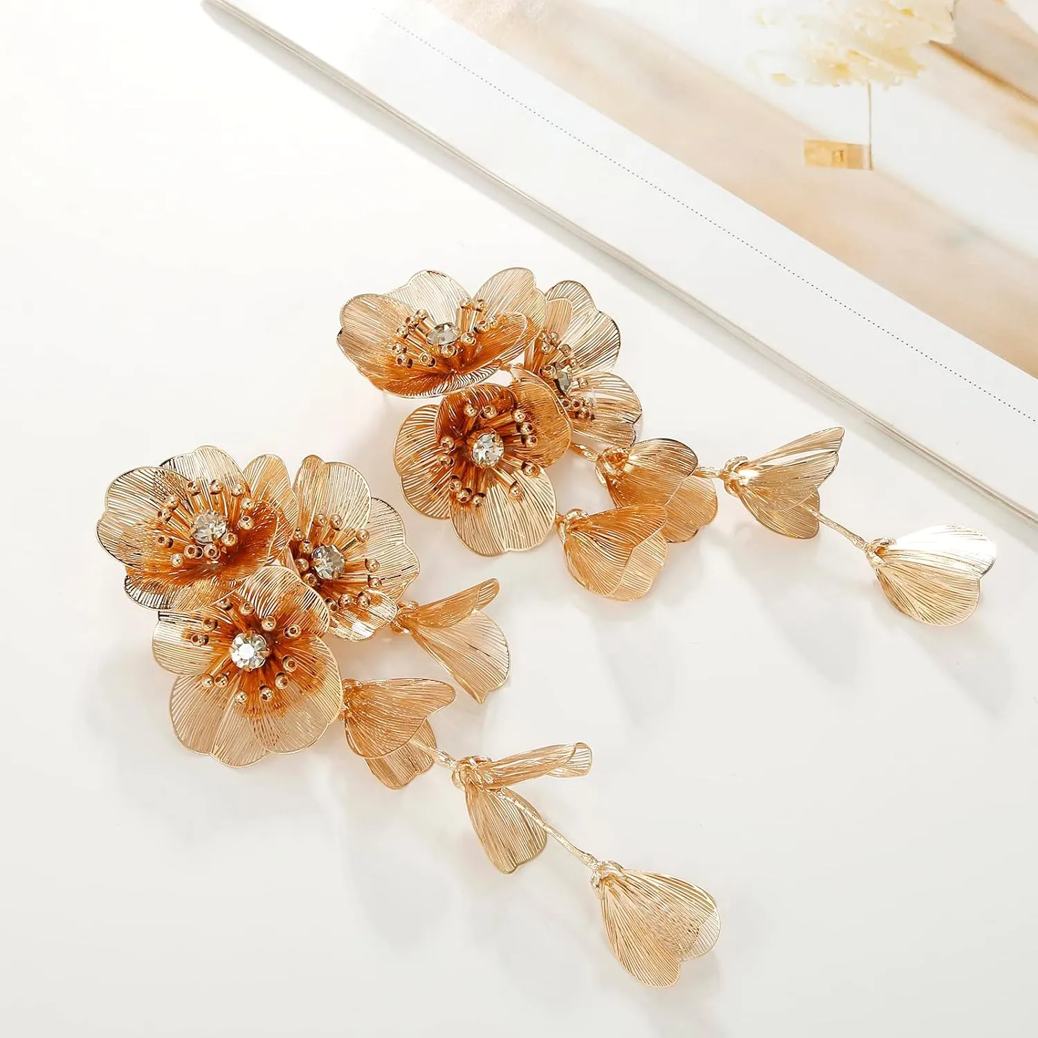 LUREME Big Golden Layered Floral Statement Necklace,Flower Dangle Earrings Boho Layered Floral Petal Drop Earrings for Women(st000802)