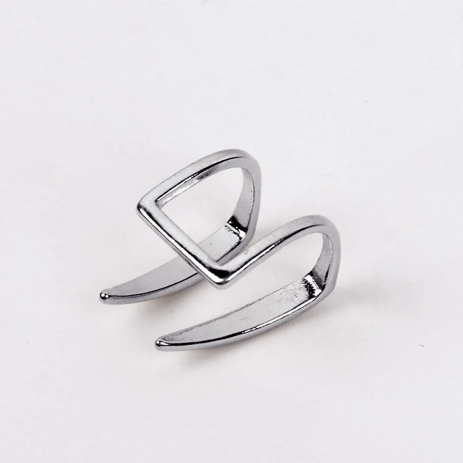 L'VOW Cyberpunk Liquid Silver Futuristic Luxury Irregular Non-Piercing Wrap Lip Cuff Jewelry Cyborg Face Accessories