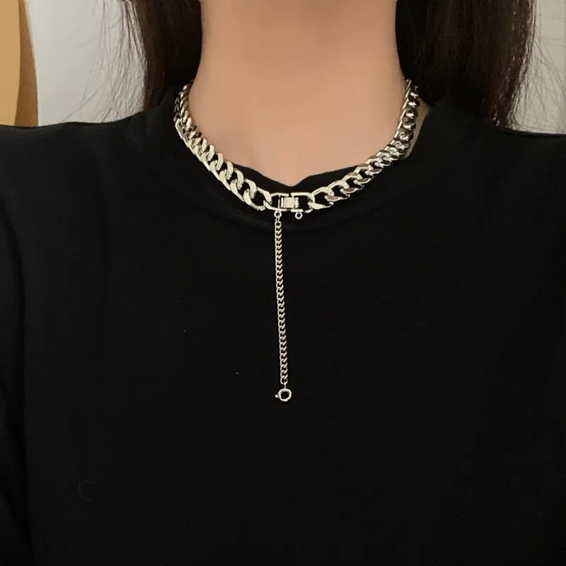 Metal Love Heart Cupid Pendants Female Clavicle Chain Light Luxury Niche Design Necklace