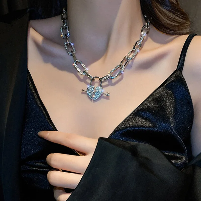 Metal Love Heart Cupid Pendants Female Clavicle Chain Light Luxury Niche Design Necklace
