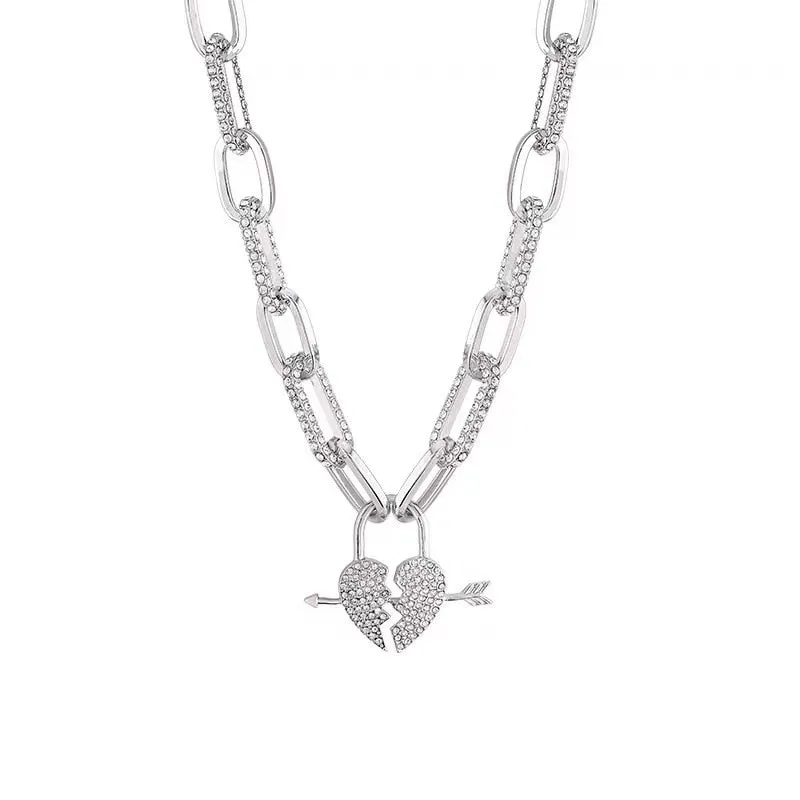 Metal Love Heart Cupid Pendants Female Clavicle Chain Light Luxury Niche Design Necklace