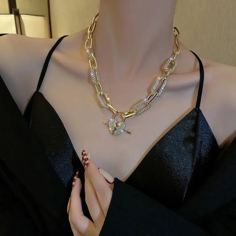 Metal Love Heart Cupid Pendants Female Clavicle Chain Light Luxury Niche Design Necklace
