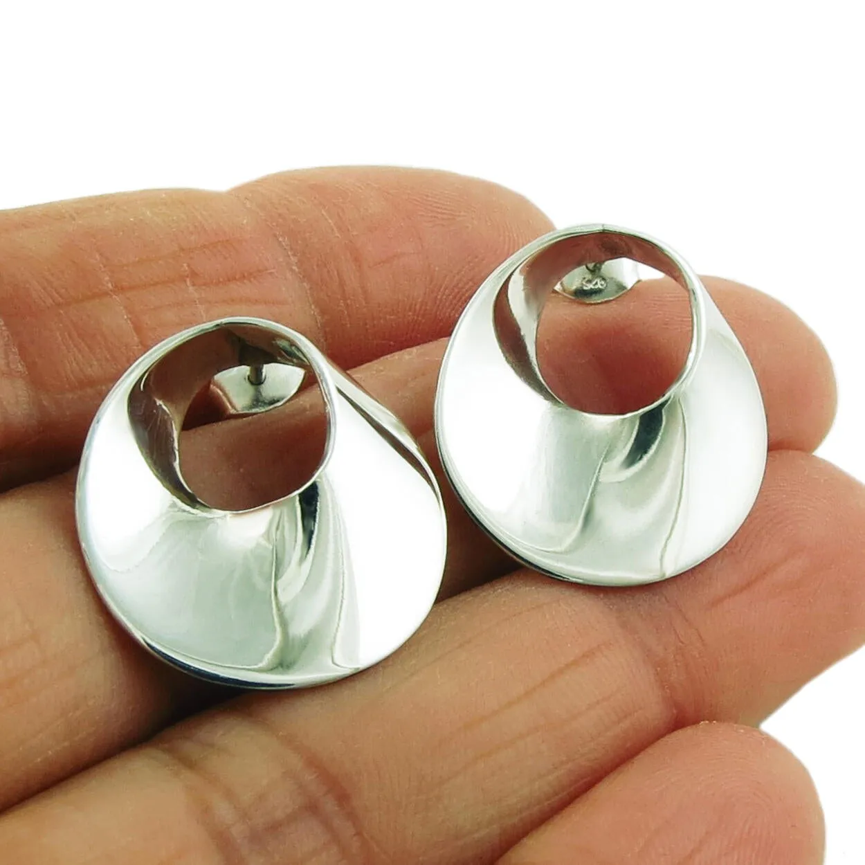 Mobius Circle 925 Sterling Silver Earrings