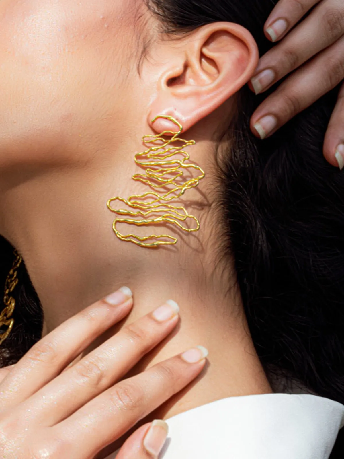 MOKUZAI Signata Earrings Gold Tone