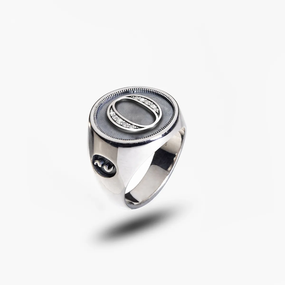 MONETA Silver Initial O Ring