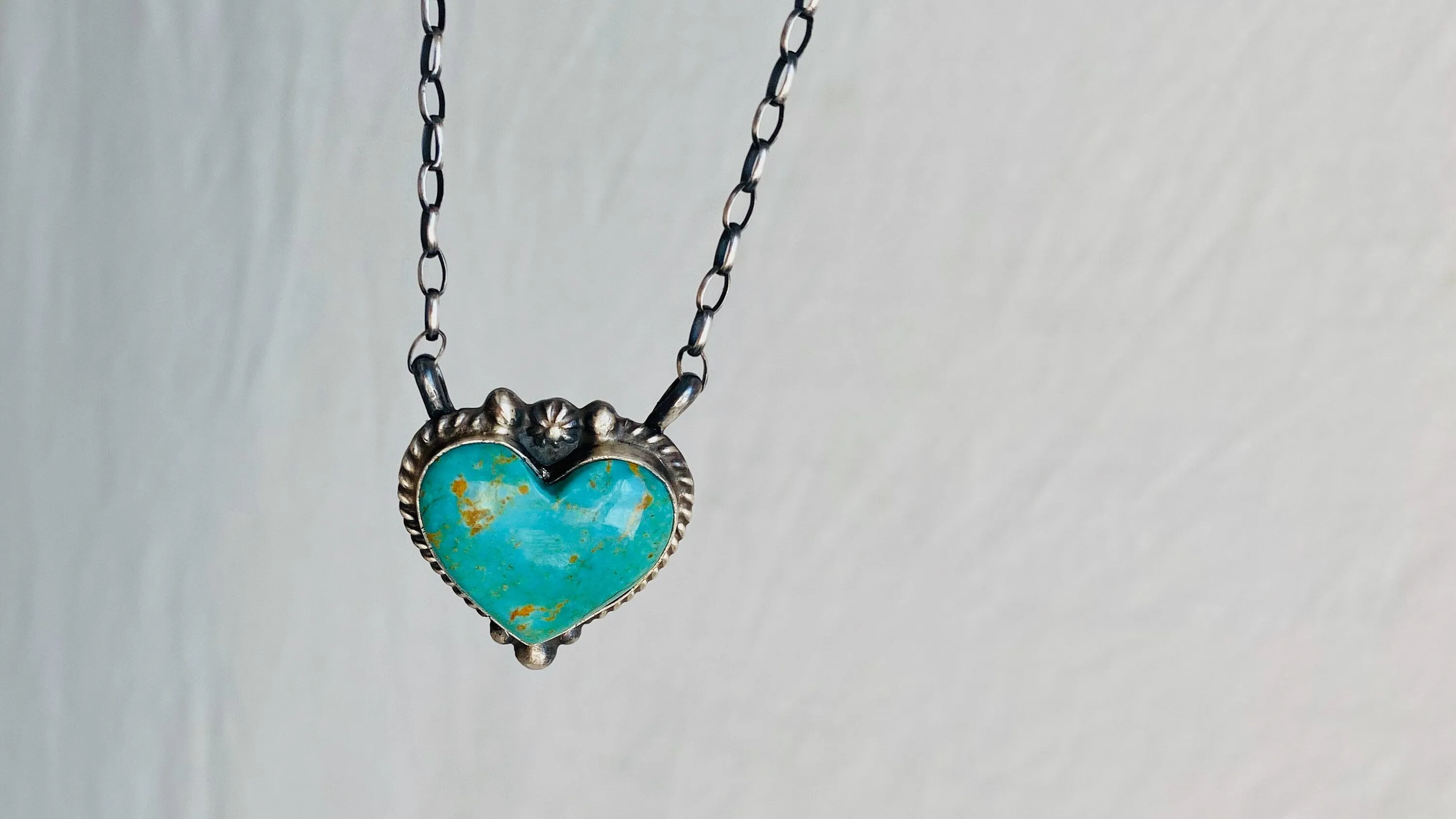 Navajo Turquoise Heart Pendant Necklace. Sterling Silver. 0482