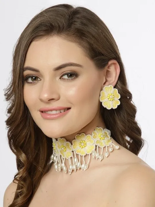 Off White & Yellow Pearls Contemporary Necklace Set