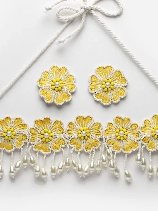 Off White & Yellow Pearls Contemporary Necklace Set
