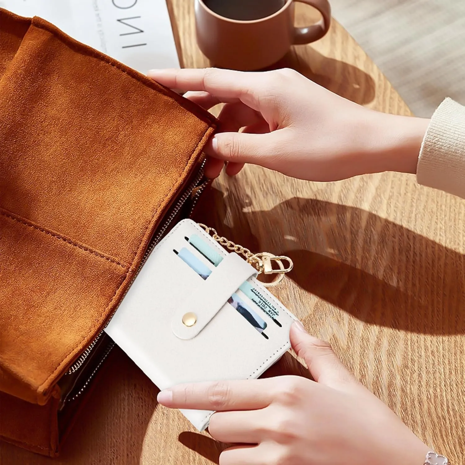 Small Wallets Woman RFID Blocking Leather Credit Card Holder - with ID Window - Card Wallets for Women - with Zipper Coin Purse - Keychain Wallet
