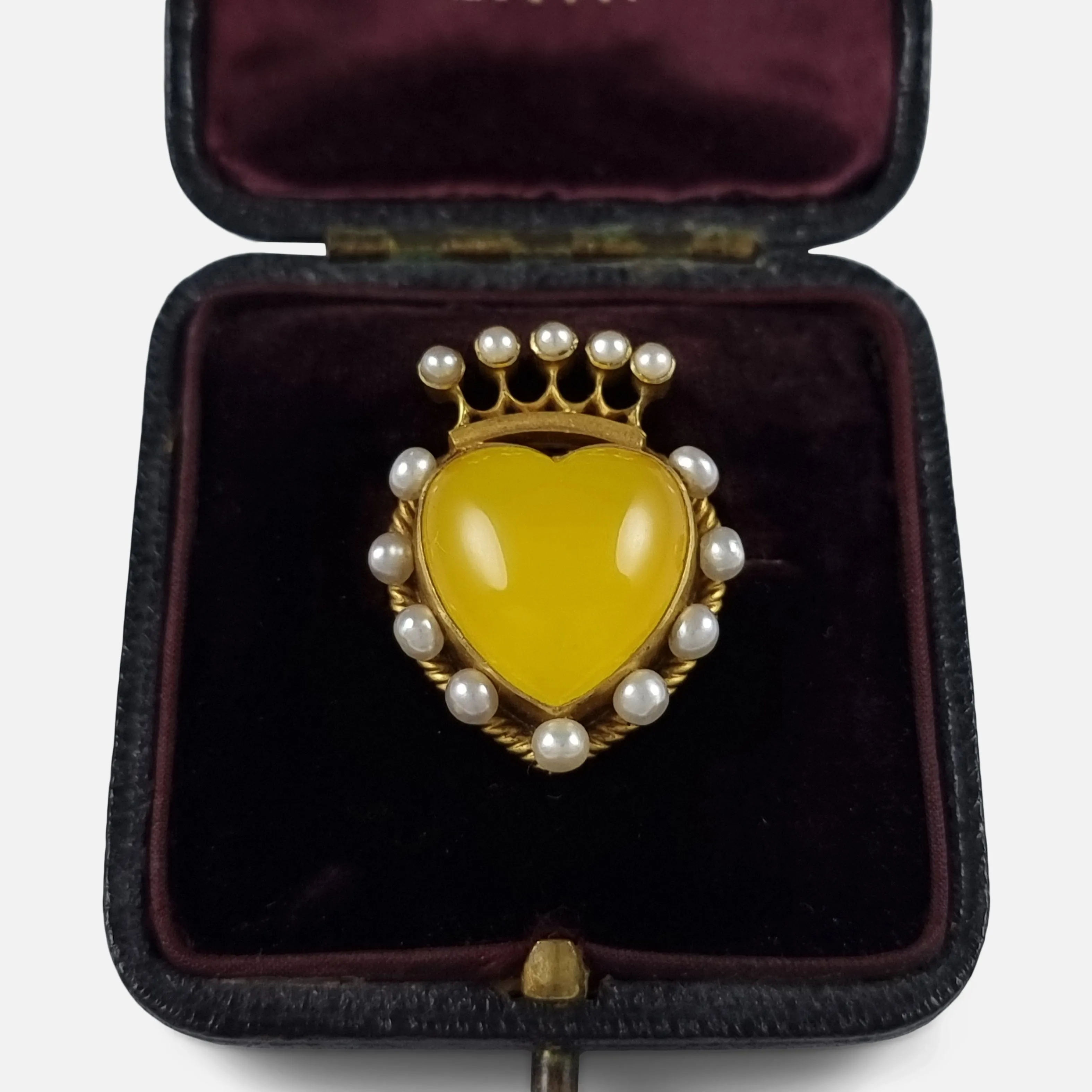 Victorian 15ct Gold Chalcedony and Pearl Heart Brooch