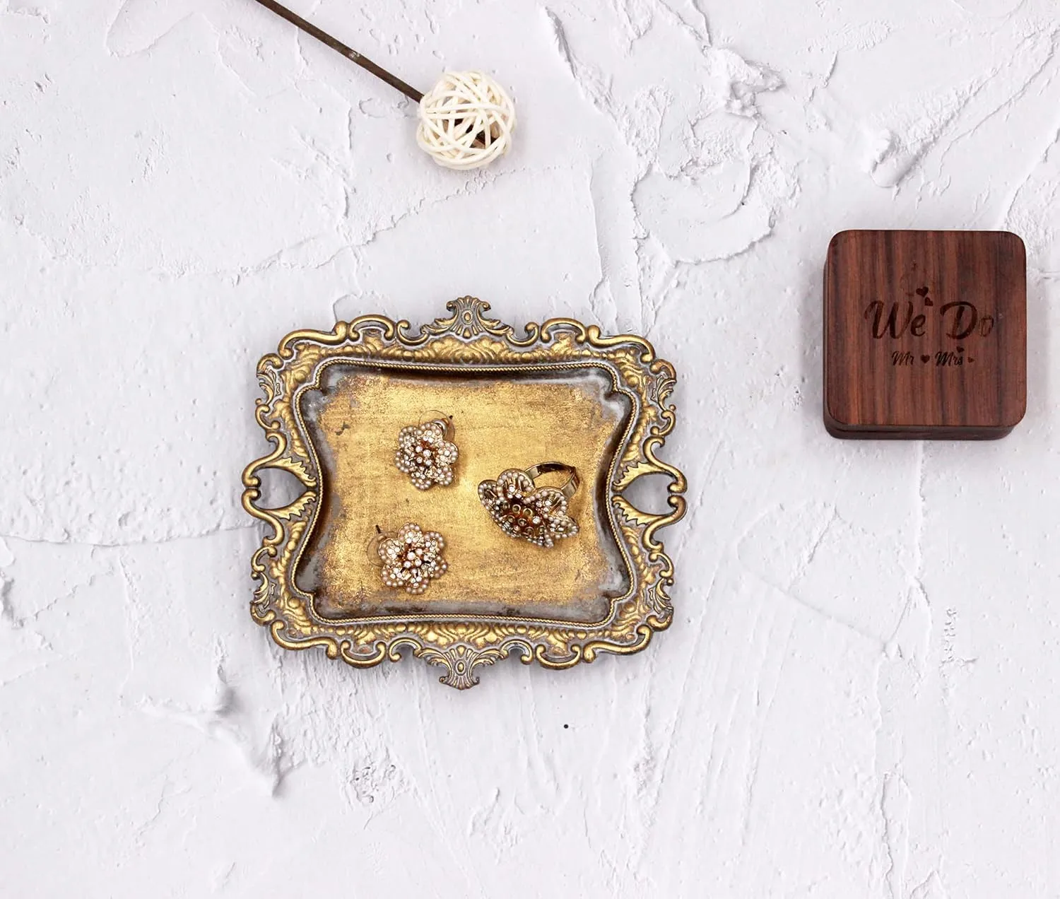 Vintage Small Gold Ring Dish, Birthday & Wedding Gifts for WomenWedding Ring Tray - 5.3 x 4.5 inches