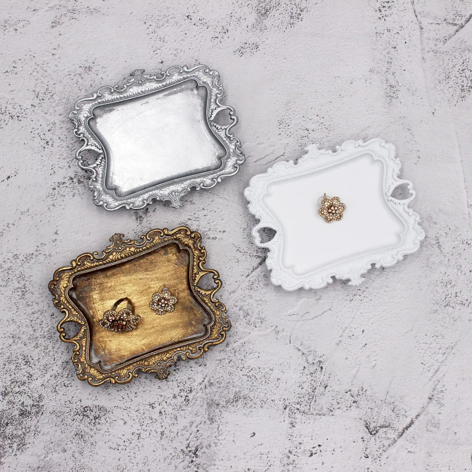 Vintage Small White Ring Dish, Birthday & Wedding Gifts for WomenWedding Ring Tray (White (1 Pack))