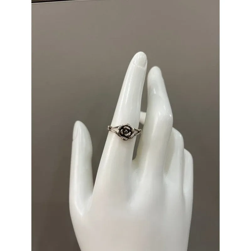 Vintage Tropical Breeze: Sterling Silver Rings Infused with Comfort and Vibes