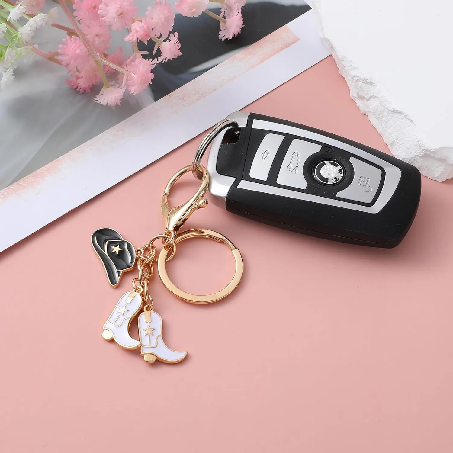 Western Keychain, Cowboy Hat and Cowboy Boots Key Ring Cute Cowboy Key Chain For Men Women Cowgirl Accessories