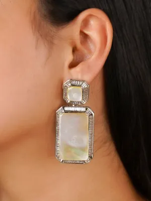 White Color Silver Plated Contemporary Earrings - CC-EAR12